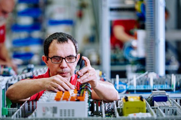 Four new Case Studies showcasing PP’s manufacturing influence &raquo; PP Article Banners case studies 1 &raquo; PP Control & Automation